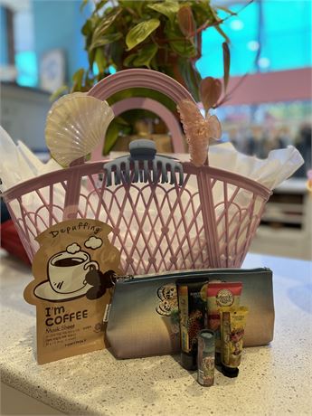 Treat yourself to $100 Gift Bag - Cameron Rose Gifts - Sidney, BC. Bid Now! on VictoriaBids